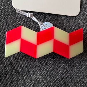 Checkered hair clip